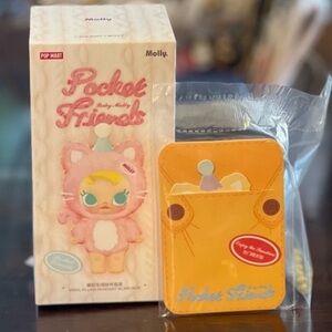 Pop Mart Collectible Figurines